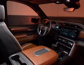 Interior GMC Sierra Denali Ultimate Crew Cab [Middle East] '2024–pr.