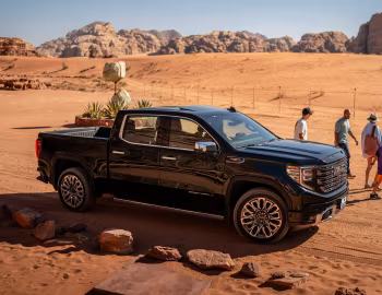 GMC Sierra Denali Ultimate Crew Cab [Middle East] '2024–pr.
