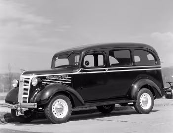 1937 GMC T-14A Carryall Suburban