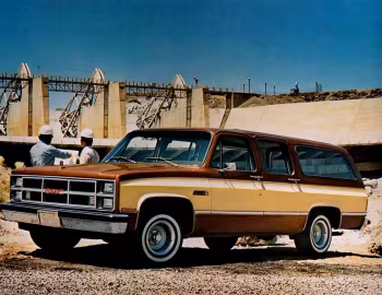 1983 GMC C1500 Suburban