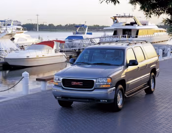 GMC Suburban '2000–06