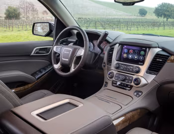 Интерьер 2015–17 GMC Yukon Denali (GMTK2UG) '2014–17