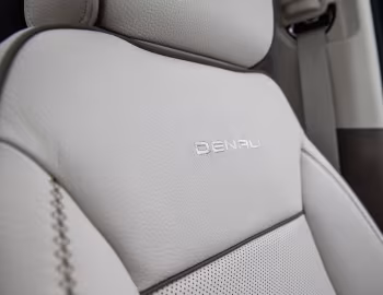 Intérieur 2021–24 GMC Yukon Denali [North America] '2020–24