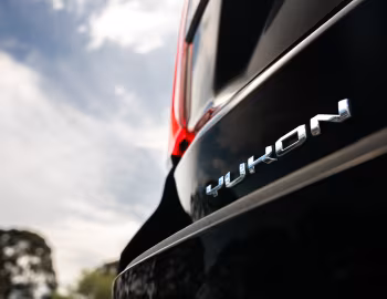 GMC Yukon Denali [Australia] '2024–н.ч.
