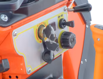 Interior Goldoni Cluster 70 SN '2009–pr.