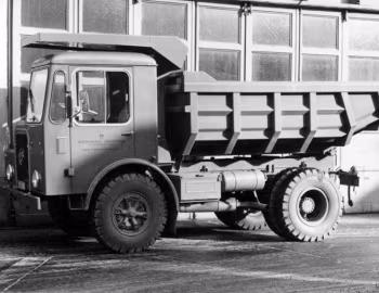Gräf & Stift K210 Muldenkipper '1966–????