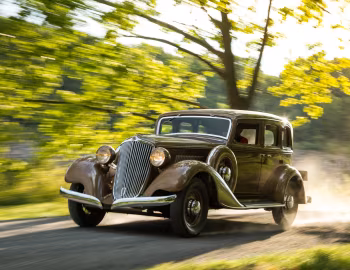 1933 Graham Model 64 Standard Eight Sedan