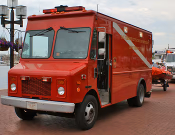 1998 Grumman-Olson Kurbmaster Rescue Squad