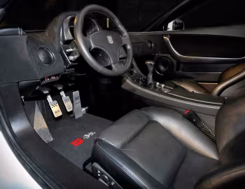 Interior GTA Spano '2009–11
