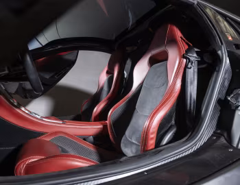 Interior GTA Spano '2015–pr.