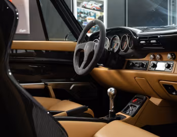 Intérieur Gunther Werks 400R Coupe "Carbon Noire" (993) '2020