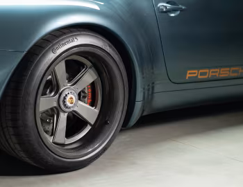 Gunther Werks 400R Coupe "Rennsport Aventura" (993) '2022