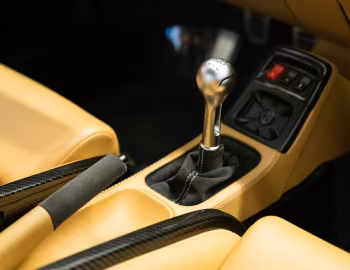 Intérieur Gunther Werks 400R Coupe "Carbon Noire" (993) '2020