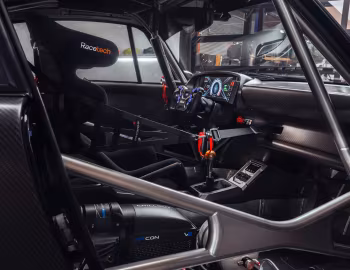 Інтер'єр Gunther Werks GXR-Evo (993) '2026