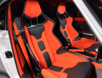 Intérieur Gunther Werks 400R Coupe "Bianco Rosso" (993) '2021