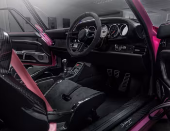 Panel frontal Gunther Werks 400R Coupe "Bubblegum" [UK-spec] (993) '2023
