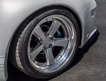 Gunther Werks 400R Coupe "Fortis Fortuna Adiuvat" (993) '2022