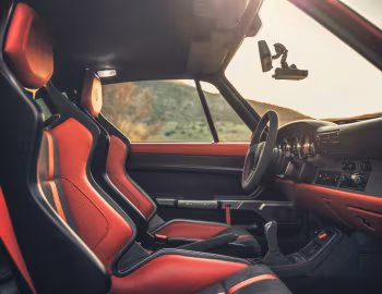 Interior Gunther Werks 400R Coupe "Solar Red" (993) '2018