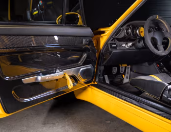 Intérieur Gunther Werks 400R Coupe "Sting" (993) '2019