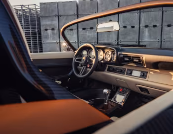 Intérieur Gunther Werks Speedster "Chaos Nineteen Ninety Five" (993) '2024
