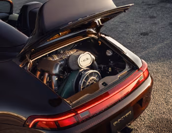 Bajo el capó Gunther Werks Speedster "Chaos Nineteen Ninety Five" (993) '2024
