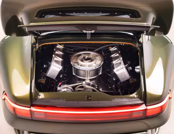 Sous la capuche Gunther Werks Turbo "Alchemy" (993) '2026