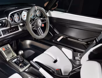 Interior Gunther Werks Turbo "Whitepink" (993) '2026