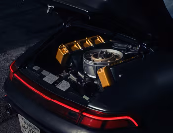 Bajo el capó Gunther Werks Twin Turbo Mule (993) '2023