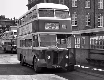 Guy Arab IV 6LW Park Royal [UK-spec] (H30/26R) '1952–????