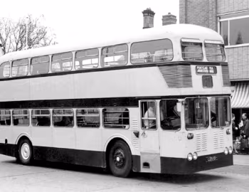 Guy Wulfrunian 6LX Roe (H43/30F) '1961