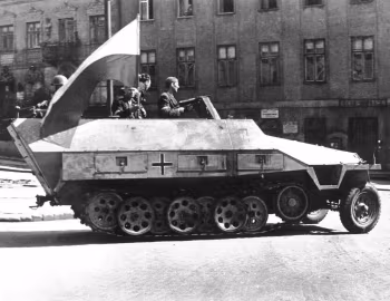 Hanomag H.kl.6p (Sd.Kfz.251 D) '1943–44