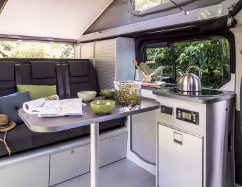 Інтэр'ер 2016–18 Renault Trafic Hanroad Trek '2015–18