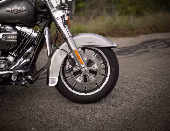 2016 Harley-Davidson FLHR Road King '2015–16