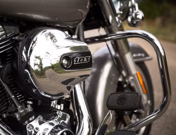 Sous la capuche 2016 Harley-Davidson FLHR Road King '2015–16