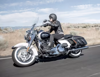2014–15 Harley-Davidson FLHRC Road King Classic '2013–15