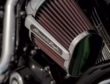 Bajo el capó 2014 Harley-Davidson FLHRSE CVO Road King '2013–14