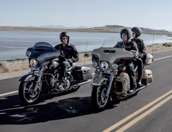 Harley-Davidson FLHTCU Electra Glide Ultra Classic, Harley-Davidson FLHX Street Glide