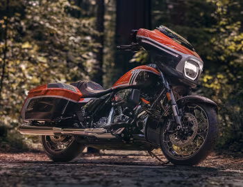 2024 Harley-Davidson FLHXSE CVO Street Glide '2023–24