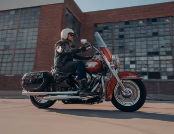 2024 Harley-Davidson FLI Hydra-Glide Revival