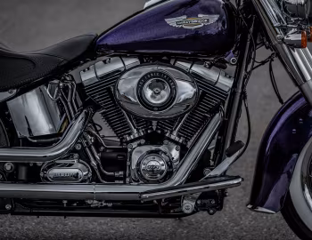 Bajo el capó 2012–15 Harley-Davidson FLSTN Softail Deluxe '2011–15