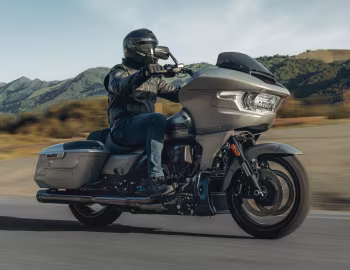 2023 Harley-Davidson FLTRXSE CVO Road Glide '2023