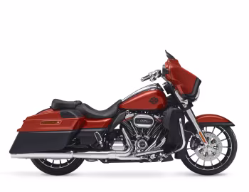 2018 Harley-Davidson FLHXSE CVO Street Glide '2017–18