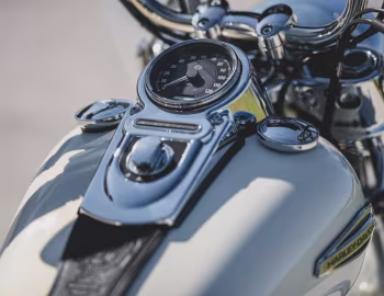 Tableau de bord 2014 Harley-Davidson FLD Dyna Switchback (#1HD1GZM12EC324790)