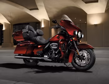 2018 Harley-Davidson FLHTKSE CVO Ultra Limited '2017–18