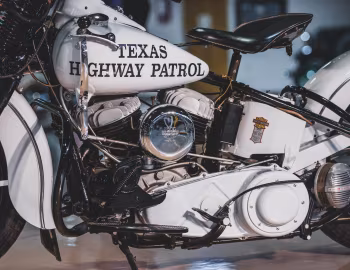 Sous la capuche 1942 Harley-Davidson UL Police Special