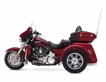 2017–18 Harley-Davidson FLHTCUTG Tri Glide Ultra '2016–18