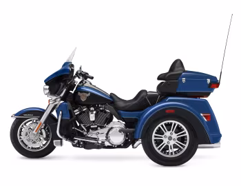 2018 Harley-Davidson FLHTCUTG ANV Tri Glide Ultra Classic "115th Anniversary" '2017–18