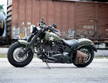 2016–17 Harley-Davidson FLSS Softail Slim S '2015–17