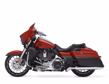 2018 Harley-Davidson FLHXSE CVO Street Glide '2017–18