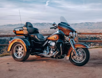 2024 Harley-Davidson FLHTCUTG Tobacco Fade Tri Glide Ultra